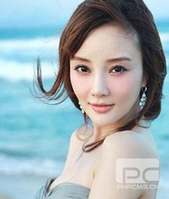 李小璐短发露香肩性感 玛丽莲梦璐上线1