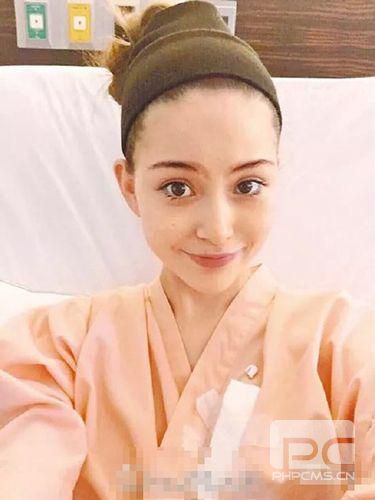 昆凌产后晒照嘟嘴 变包子脸呆萌可爱少女3